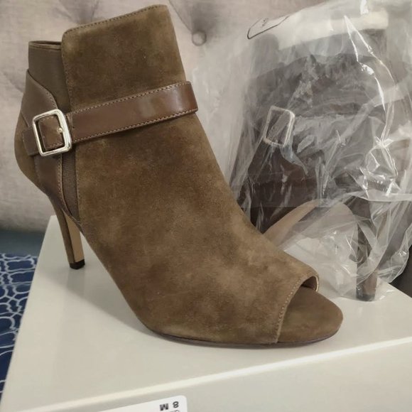Marc Fisher Shimmee suede open toe Bootie -Brand new in box size 8 FALL READY !! - Picture 1 of 7